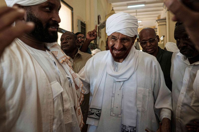 الإمام الصادق المهدي