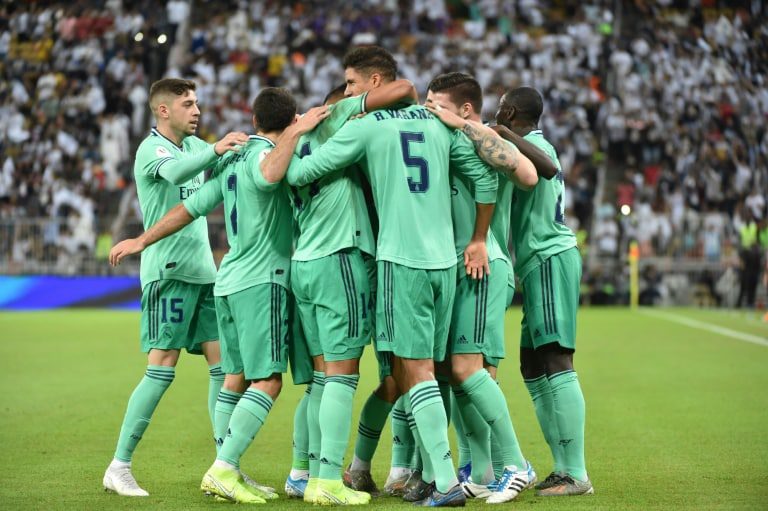 احتفالية لاعبو ريال مدريد بالفوز على فالنسيا