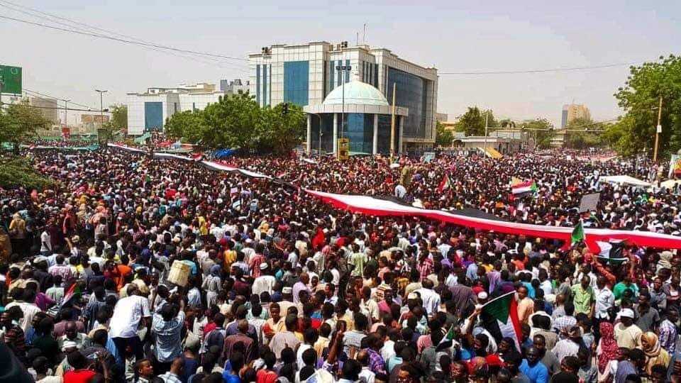 اعتصام القيادة العامة