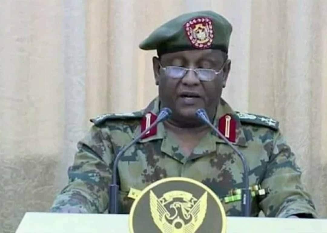 العميد الدكتور الطاهر أبوهاجة
