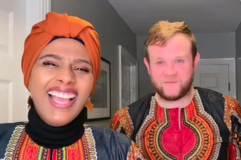 رمضان الثالث لديميان.. مدونة سودانية تحكي قصة إسلام زوجها الأيرلندي