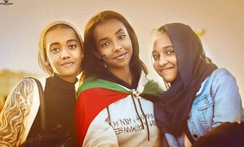 كنداكات في اعتصام القيادة العامة