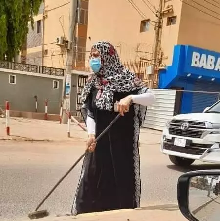 المواطنة السودانية “ندى حسن بشير”