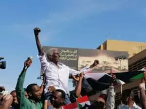 اسحق فضل-الله في موكب الزحف الاخضر