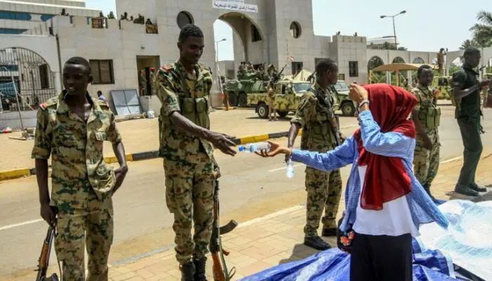 اعتصام القيادة العامة
