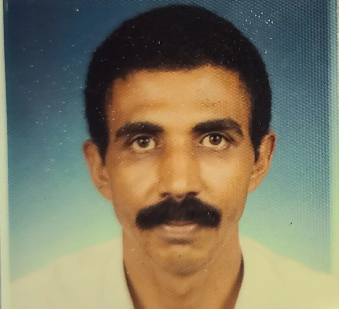 عماد خليفة
