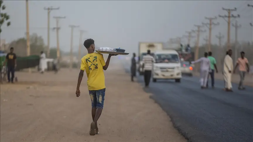 "قطع الطريق".. عادة سودانية لإكرام المسافرين في رمضان