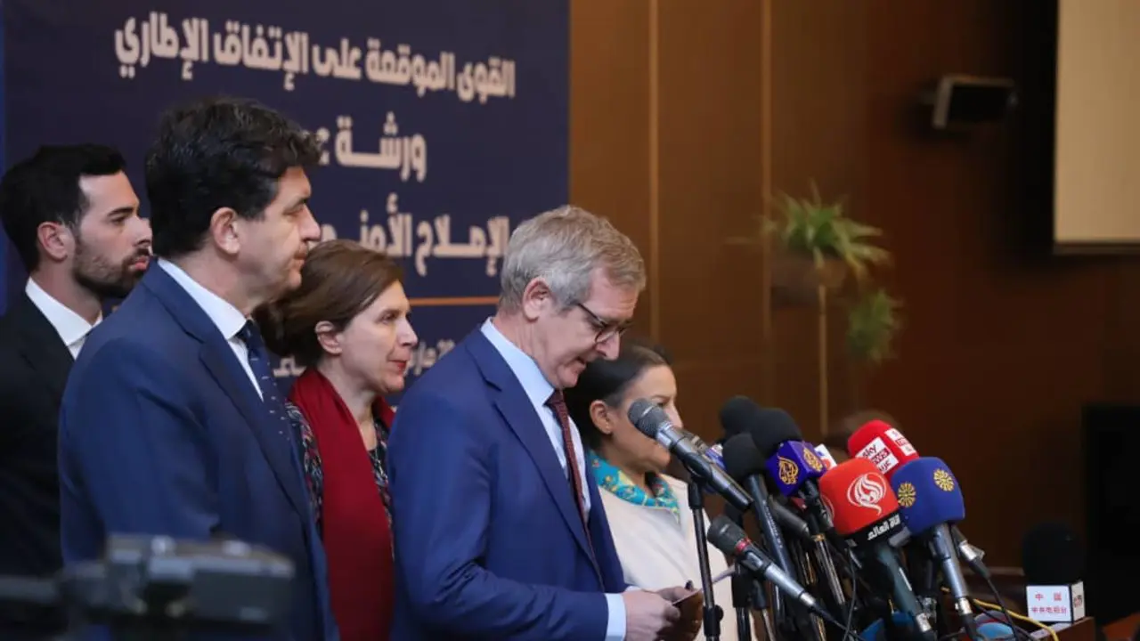 السفير أوهارا متحدثا خلال مؤتمر في مارس الماضي.. الصورة من حساب أوهارا على تويتر