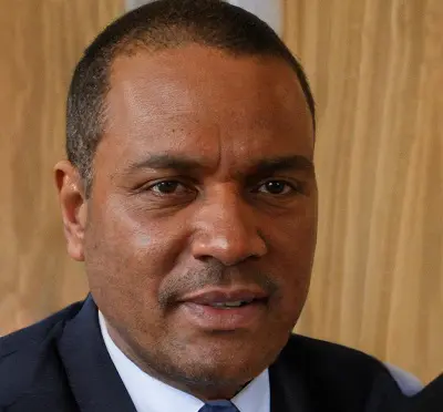 علي أحمد