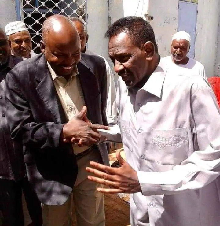 أحمد هارون يتجول في كسلا