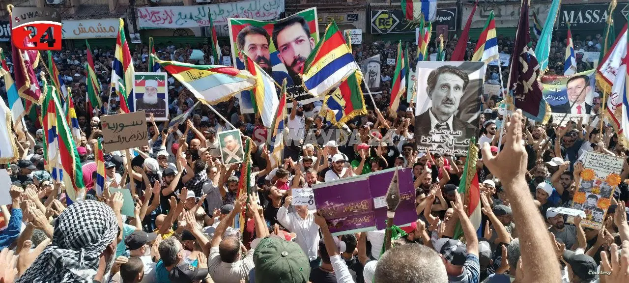 “باقون-في-الشارع”.-40-يوما-على-احتجاجات-السويداء-و”مشهد-استثنائي”