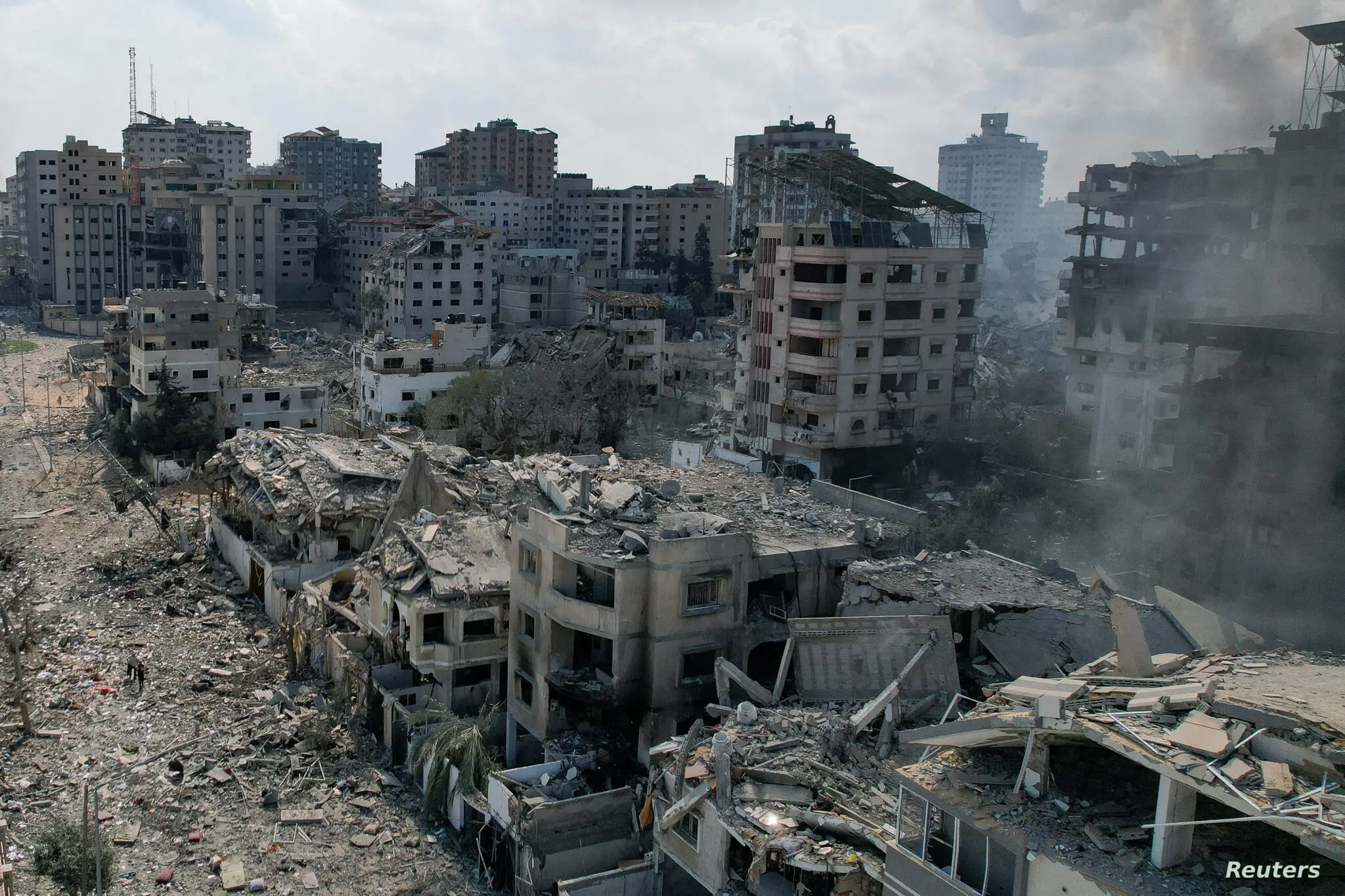 يطلبون-المساعدة-للخروج.-فلسطينيون-أميركيون-عالقون-في-غزة