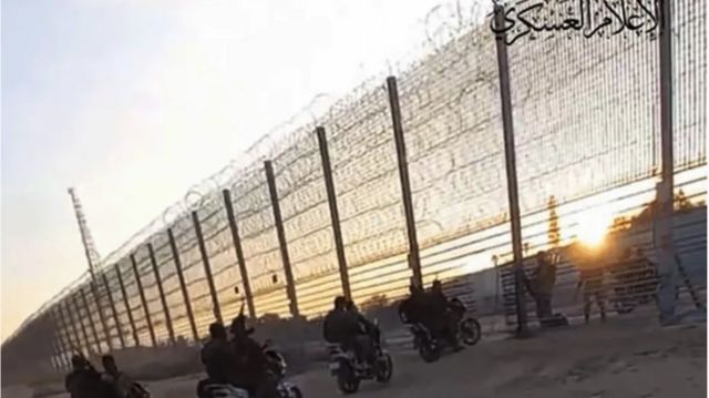 اقتحام السياج الحدودي