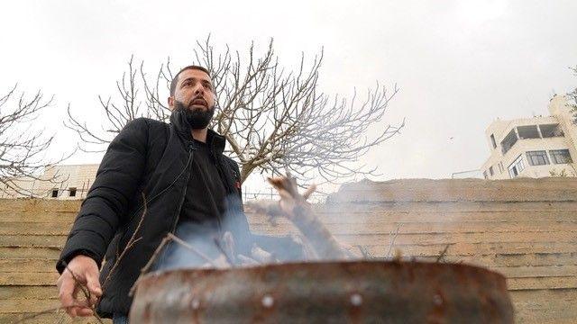 توقف كمال كراجة عن العمل في مجال البناء داخل إسرائيل منذ أربعة أشهر