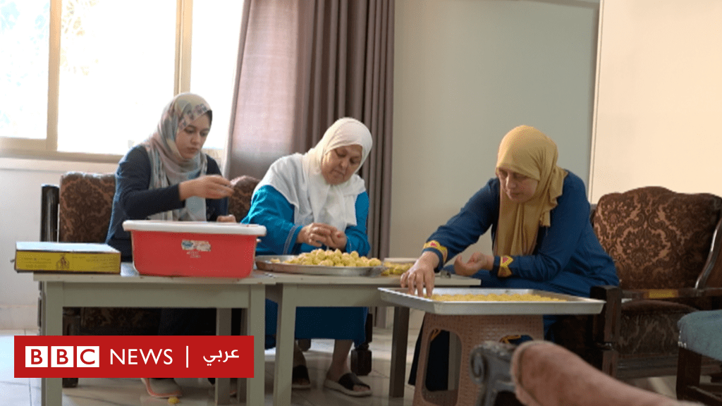 كعك-ومأكولات-فلسطينية-تنتشر-في-القاهرة
