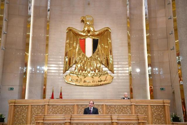 السيسي في مقر مجلس النواب بالعاصمة الجديدة