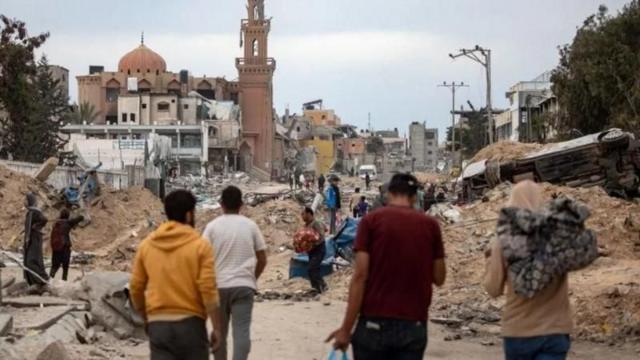 يلوح في الأفق احتمال شن هجوم على رفح حيث فر ما لا يقل عن 1.4 مليون شخص هربا من القتال في أماكن أخرى
