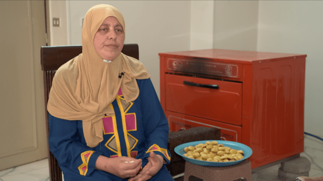 عزة مسعود