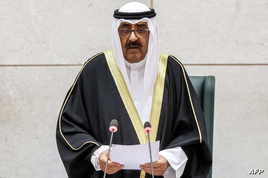 “لن-أسمح-بتحطيم-الدولة”.-أمير-الكويت-يعلق-بعض-مواد-الدستور-ويحل-البرلمان