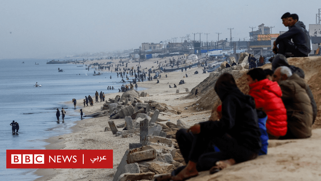 شاحنات-المساعدات-تعبر-الرصيف-البحري-باتجاه-غزة