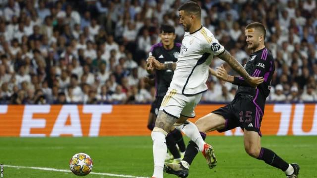 انتزع ريال مدريد فوزاً مذهلاً في نصف النهائي بفوزه بهدفين متأخرين على بايرن ميونخ