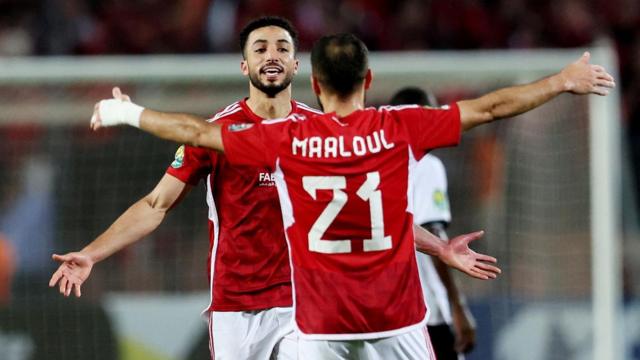 لاعبو الأهلي والمصري.