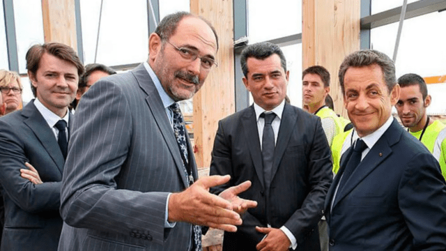 ديتور وساركوزي مع آخرين