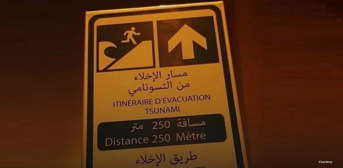 لافتات-“تحذر-من-تسونامي-وشيك”-في-المغرب.-ما-حقيقتها؟