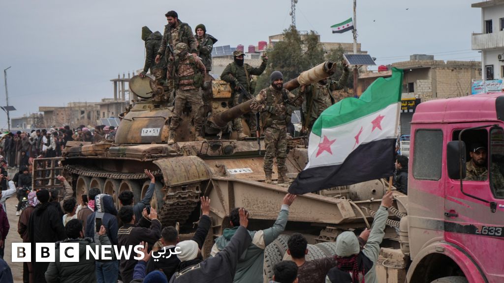 الجيش-السوري-يعلن-سيطرته-على-مطار-الطبقة-العسكري-وسدي-الفرات-والمنصورة-(البعث-سابقاً)