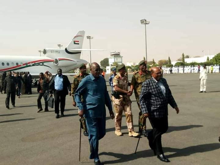 بدلة البشير في نيالا