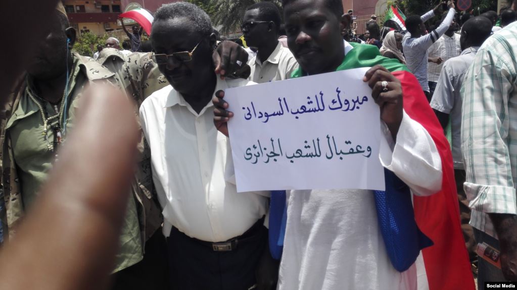 من مظاهرات السودان