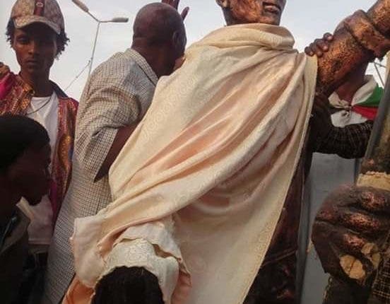 تمثال عبدالعظيم