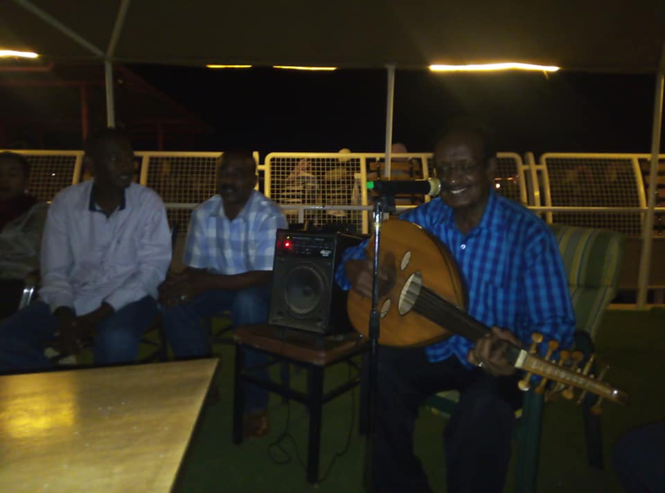 شبكة الصحفيين السودانيين تكرم الاستاذ عبدالرحمن الأمين