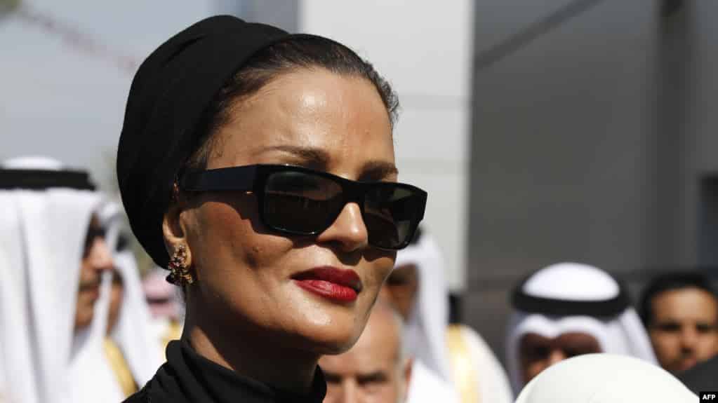 والدة أمير قطر الشيخة موزة