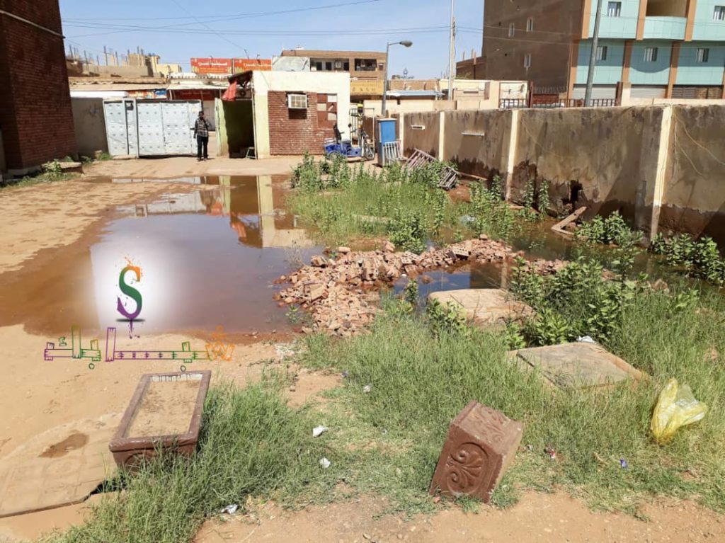 صور صادمة لصرف صحي مستشفي بحري التعليمي