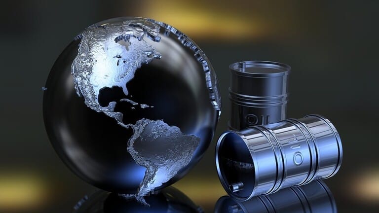 انهيار تاريخي لسعر البترول الأمريكي Gettyimages.ru Dieter Spannknebel
