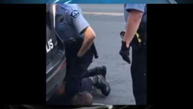 البوليس الامريكي اشتهر بعنصريته تجاه السود