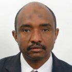 صورة بروفيسور احمد ابراهيم ابوشوك