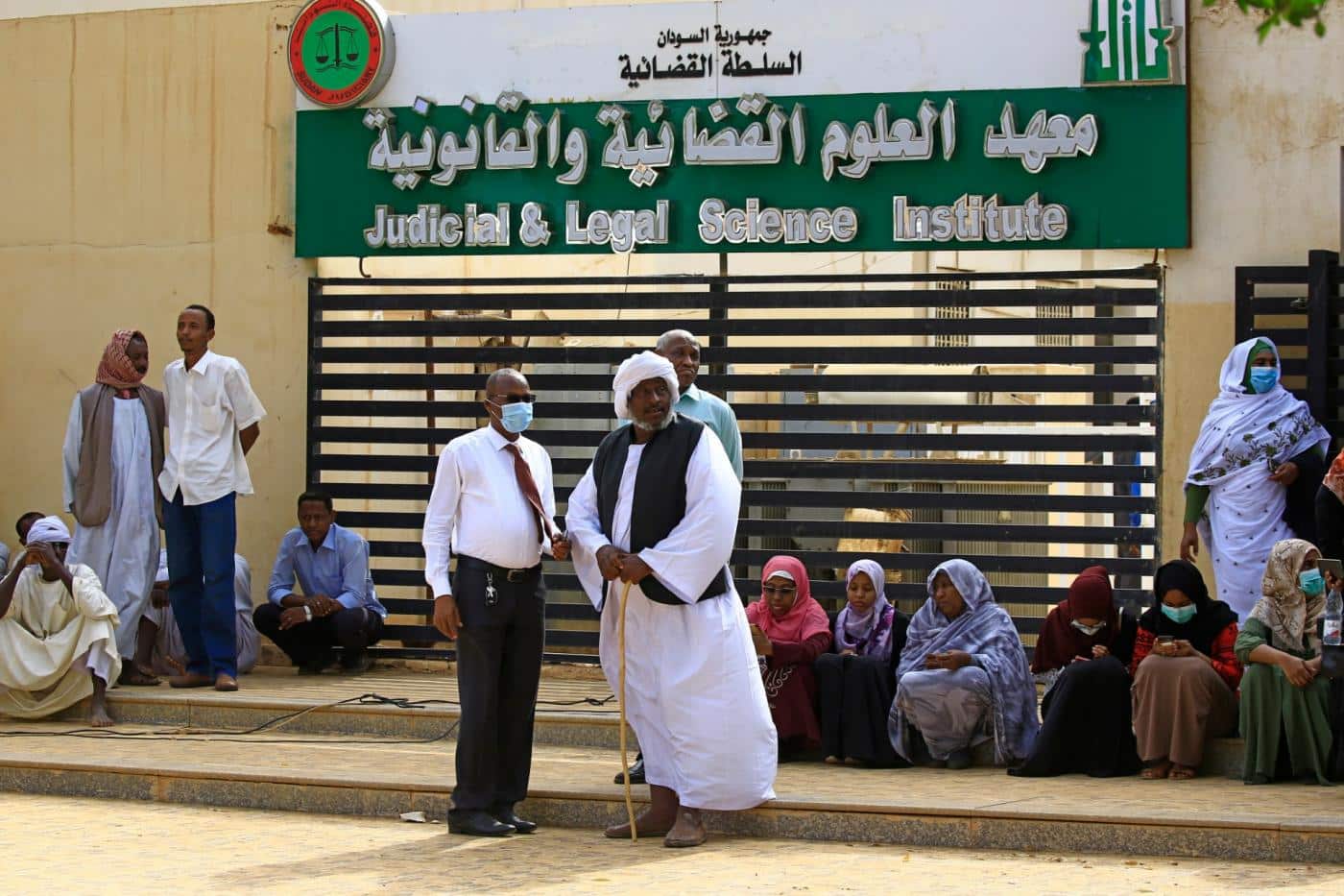 محاكمة البشير والمتهمين بتنفيذ انقلاب 89