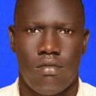 صورة ٍسايمون دينق