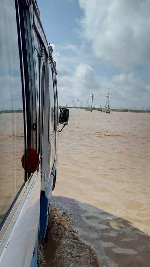 السيول والأمطار تغمر جزء من الطريق القومي "الخرطوم ودمدني" بمحلية الكاملين