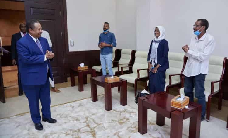 عبدالله حمدوك وأسرة "الديمقراطي"