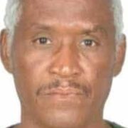 صورة قرشي عوض