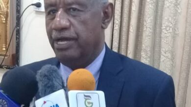 الدكتور عبد الله إدريس الكنين والي ولاية الجزيرة