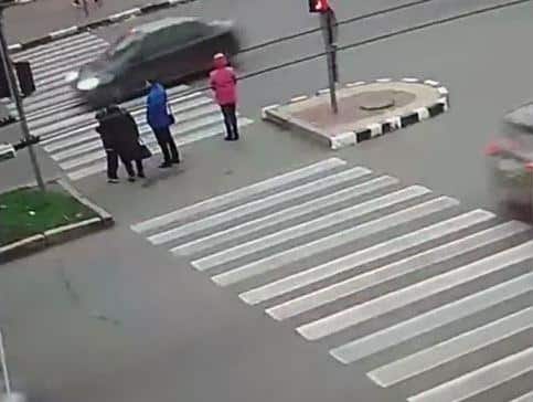 طالب مصري يدهس 4 أشخاص في أحد شوارع أوكرانيا