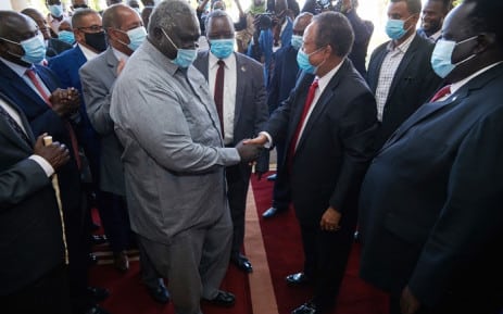 احتفالات ووفود... سلام السودان هل يطوي جراح الماضي؟