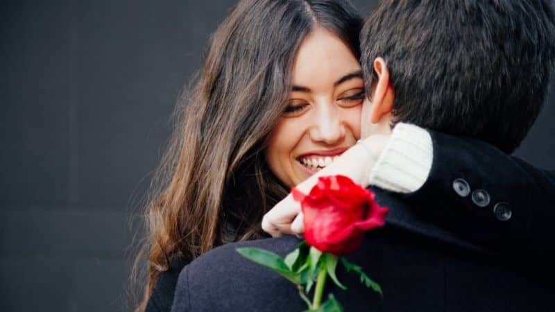 تطبيقات المواعدة