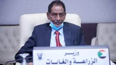 وزير الزراعة والغابات بروفيسور الطاهر حربي