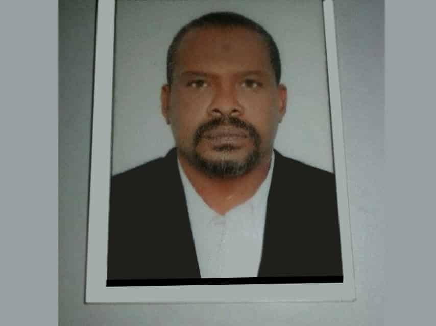 دكتور علي الله عبدالرازق على الله أستاذ الإقتصاد المالي وحوكمة الشركات والمحلل الإقتصادي