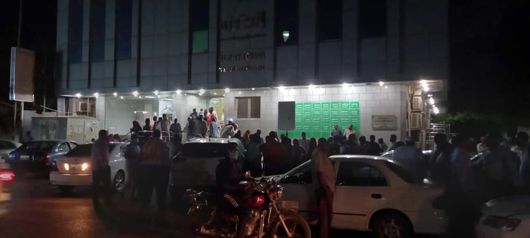 عشرات الصحفيين رافقوا الدالي إلى المستشفى